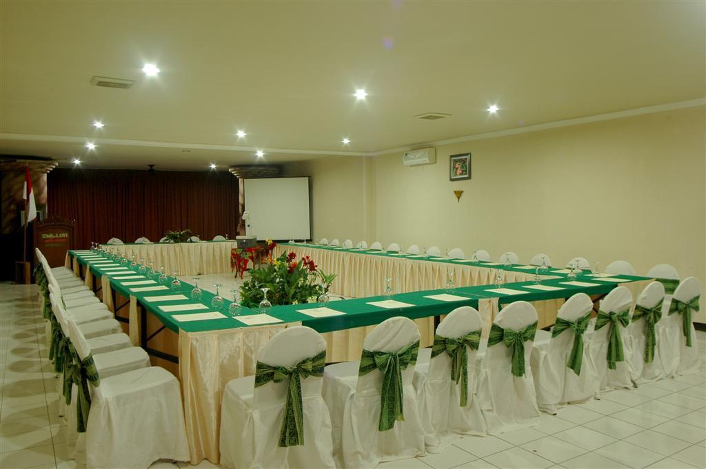 Swaloh Resort & Spa Kalangbret Zewnętrze zdjęcie